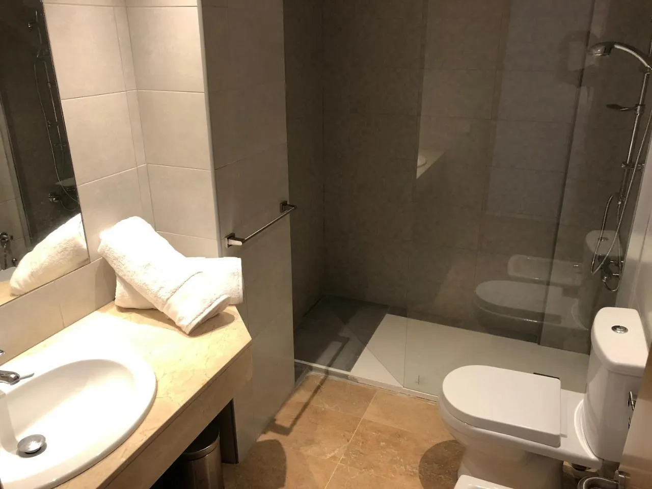T&H Center Family Apartment Salou Španělsko